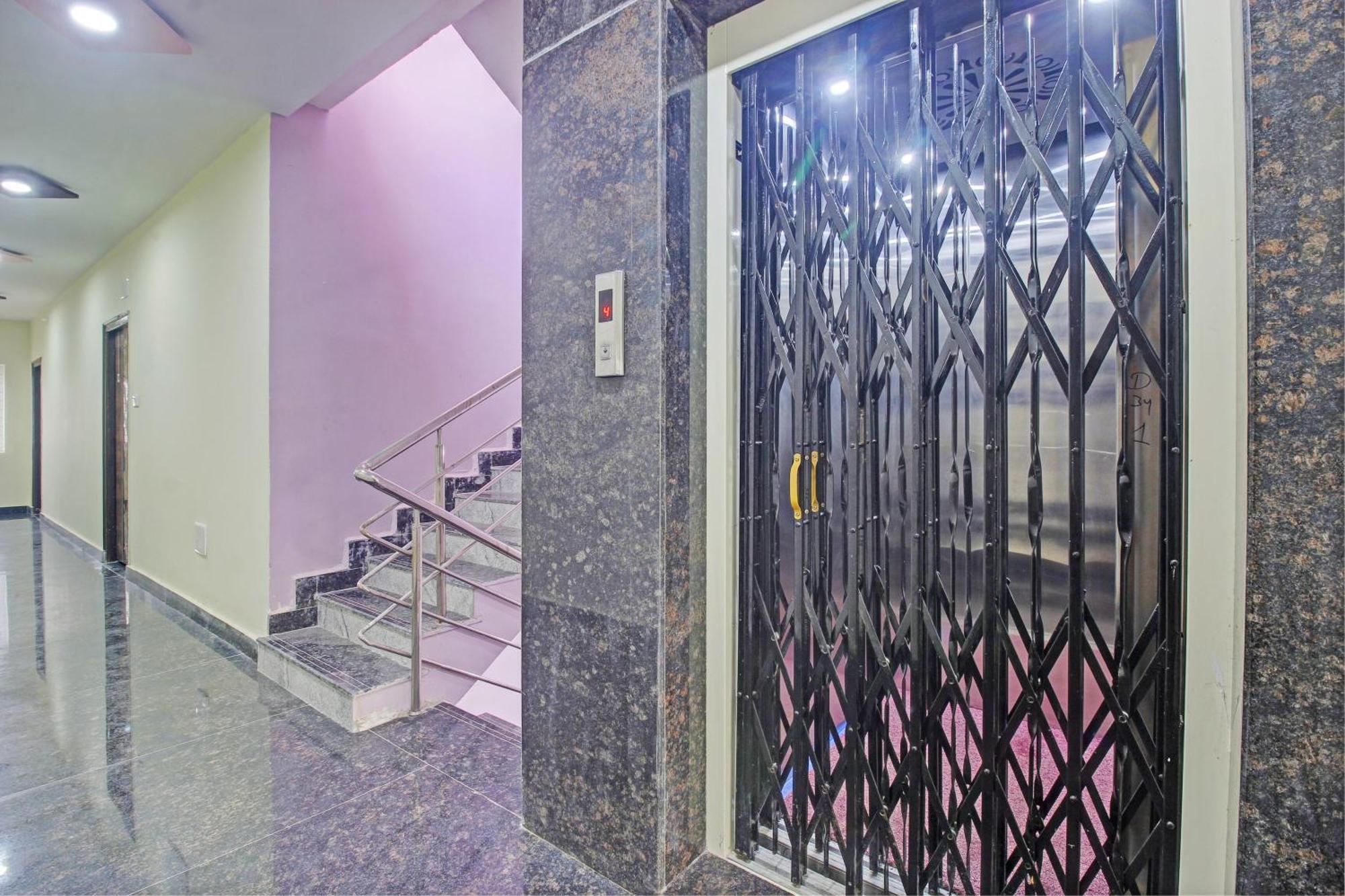 Super Hotel O Sri Nirvana Pride Ibrahimpatan エクステリア 写真